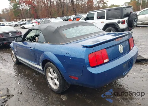 2007 Ford Mustang V6 Deluxe/V6 Premium z USA, uszkodzony, nr VIN 1ZVFT84N675242842